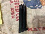 Heckler and Koch h&k vp9 p30 magazine 9mm 15 round magazine - 1 of 2