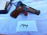 Smith and Wesson Modle 52-2 38 Spl - 3 of 6