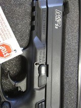S & W M&P22 NEW IN BOX - 3 of 6