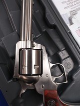 Ruger New Model Super Blackhawk 7 1/2 inch Stainless - 7 of 15