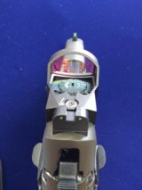 SIG SAUER P226 LEGION SAO with optics - 7 of 10