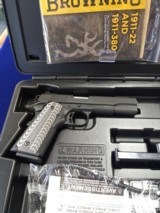 NEW 1911-380 Black Label Pro w/night sights - 1 of 8