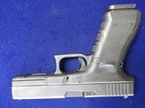 Used Glock 17 Gen 4 - 16 of 16