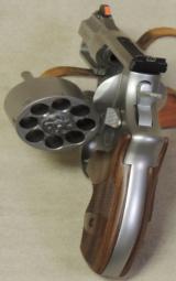 Smith & Wesson Model 627-5 Performance Center .357 Magnum 8-Shot Revolver NIB S/N CWV7476 - 4 of 7