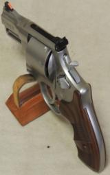 Smith & Wesson Model 627-5 Performance Center .357 Magnum 8-Shot Revolver NIB S/N CWV7476 - 5 of 7