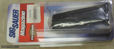 Sig Sauer P-250 9mm Compact 16 Round Magazine NIB #1300038