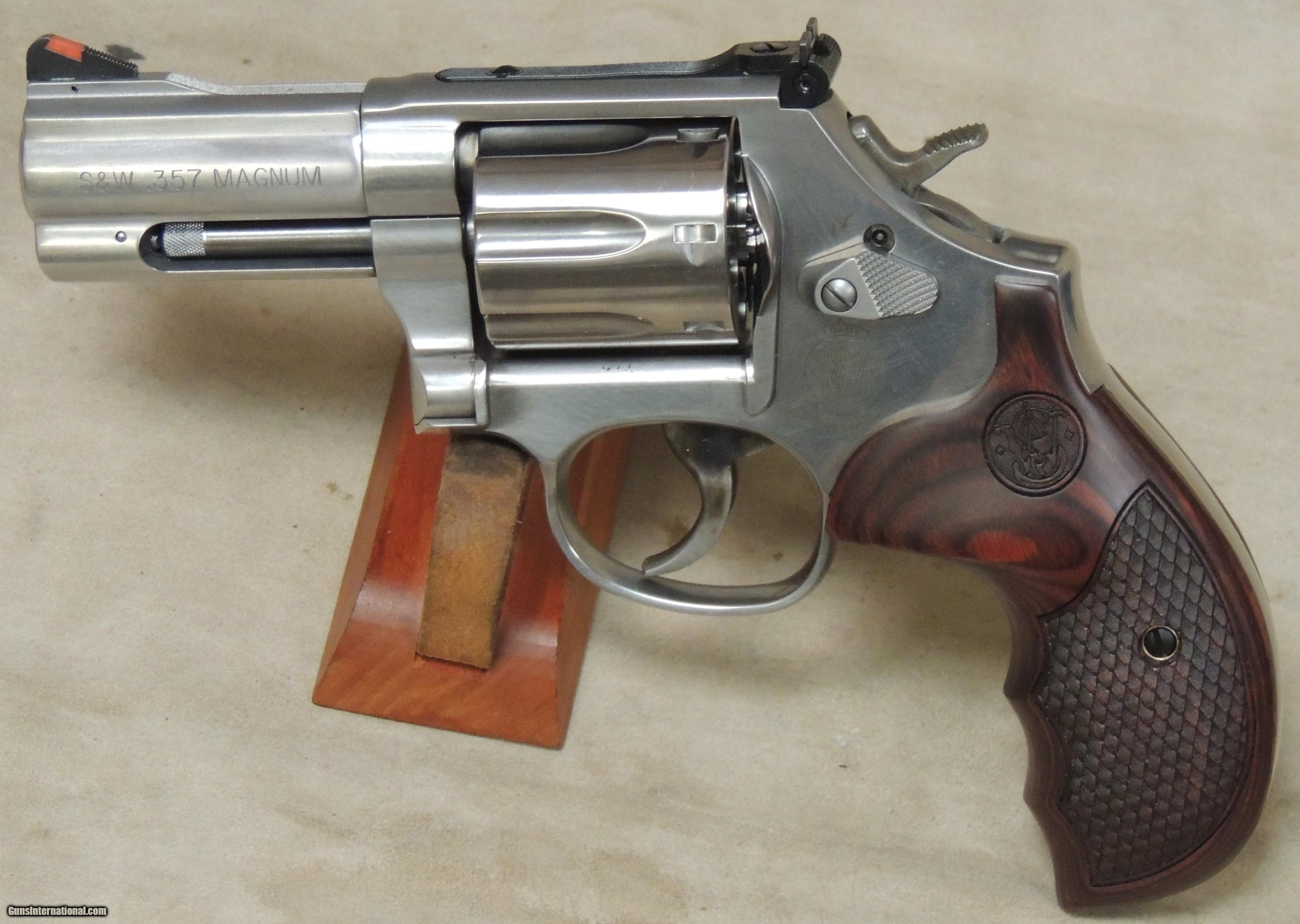 Smith & Wesson Model 686 Plus Deluxe .357 Magnum Caliber Revolver NIB S ...