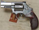 Smith & Wesson Model 686 Plus Deluxe .357 Magnum Caliber Revolver NIB S/N DEE7217 - 4 of 8