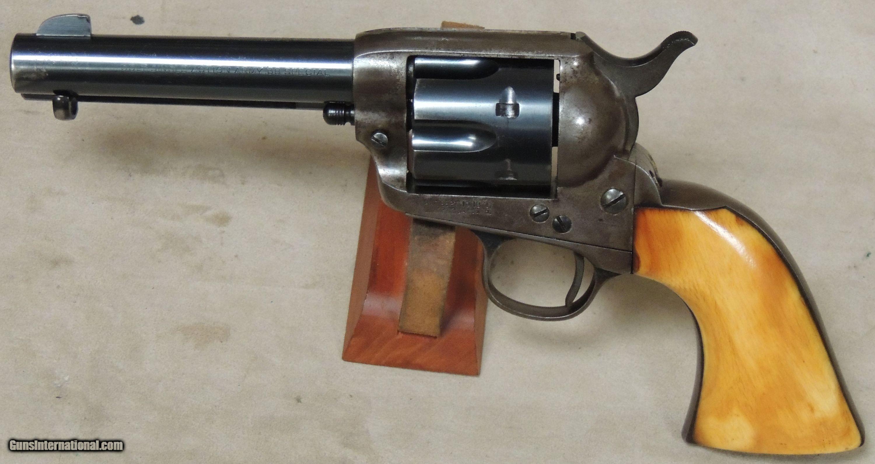 Colt cowboy single-action army saa revolver