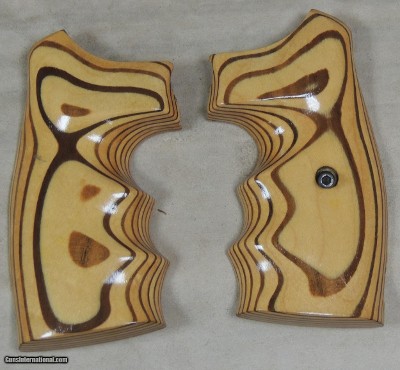 Smith & Wesson Style N or L Frame Finger Groove Target Grips #3