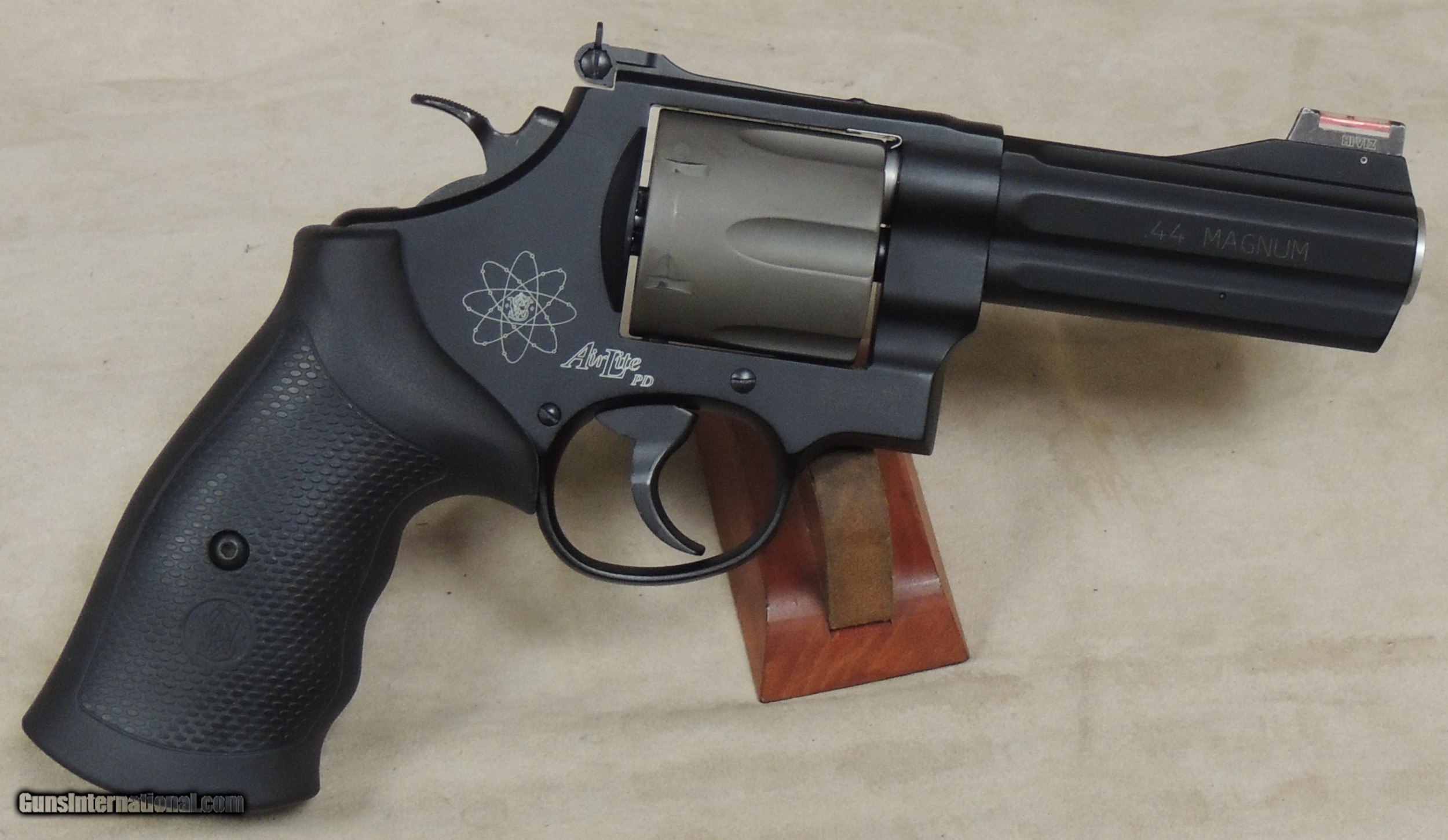 Smith And Wesson Model 329pd Air Lite 44 Magnum Caliber Revolver Nib Sn Cyn6190xx 9869