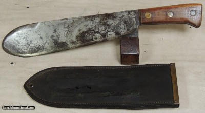 U.S. WWII USMC Bolo Medical Corpsman Knife by Chatillon & BOYT 1943 Scabbard