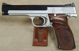 Smith & Wesson Model 41 .22 LR Caliber Pisol *Wilson Combat Made 2 Barrel Set S/N A5845575XX - 5 of 12