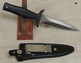 Gerber Vintage Mark 1 Dagger & Leather Sheath S/N 035014 - 3 of 5