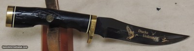 Schrade Ducks Unlimited Black Gold Washed Fixed Blade Knife & Sheath