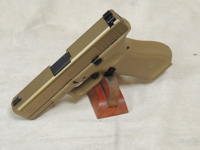 Glock G19x V Model 9mm Caliber Pistol NIB S/N ALUD824xx - Image 2 of 4