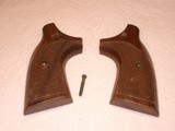 Set of Herritts Wood Grips for Colt Detective Special - 1 of 2