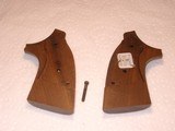 Set of Herritts Wood Grips for Colt Detective Special - 2 of 2