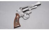 Smith & Wesson ~ 66-2 ~ 357 Mag - 1 of 2