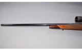 Weatherby ~ Mark V ~ 300 Wby. Mag. - 7 of 9