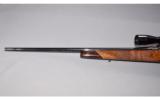 Weatherby ~ Mark V ~ 300 Wby Mag - 7 of 9