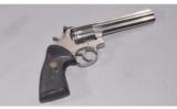Smith & Wesson ~ 686-4 ~ 357 Mag - 1 of 2