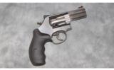Smith & Wesson ~ 686-6 ~ 357 Mag. - 1 of 2