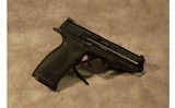Smith & Wesson ~ M&P40 ~ .40S&W - 1 of 6