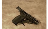 Smith & Wesson ~ M&P40 ~ .40S&W - 5 of 6