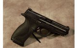 Smith & Wesson ~ M&P40 ~ .40S&W - 1 of 6