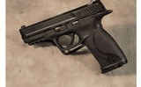 Smith & Wesson ~ M&P40 ~ .40S&W - 2 of 6