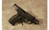 Smith & Wesson ~ M&P40 ~ .40S&W - 5 of 6