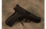 Springfield Armory ~ XDM-40 ~ .40 S&W - 1 of 6