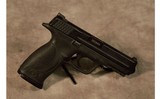 Smith & Wesson ~ M&P40 ~ .40S&W - 1 of 6
