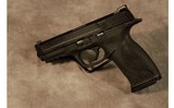 Smith & Wesson ~ M&P40 ~ .40S&W - 2 of 6