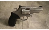 SMITH & WESSON ~ MODEL 629-6 ~ .44 MAGNUM - 1 of 5