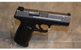 SMITH & WESSON ~ SD9 VE 9MM LUGER - 1 of 2
