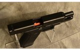GLOCK ~ G22 GEN5 ~ .40 S&W - 2 of 4