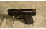 SMITH & WESSON ~ M&P 40 SHIELD PREFORMANCE CENTER~ .40S&W - 4 of 4