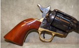 Uberti~1873~.45 Colt - 3 of 8