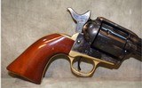 Uberti~1873~.45 Colt - 3 of 8