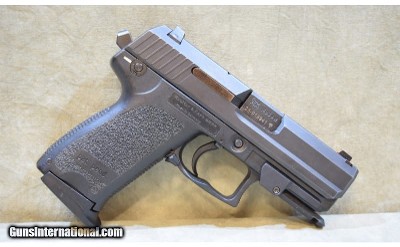 H&K~USP Compact~.40 S&W