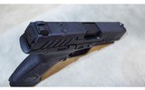 Beretta~APX~9mm Luger - 3 of 6