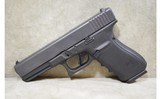 Glock~21 GEN 4~.45 Auto - 4 of 4