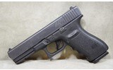 Glock~21 GEN3~.45 Auto - 4 of 5