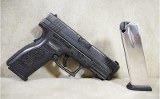 Springfield~XD-40~.40 S&W - 1 of 4
