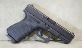 Glock~19 GEN 3~9mm Luger - 1 of 6