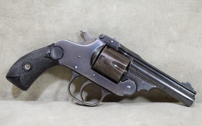 Smith & Wesson~Double Action Third Model ~.38 S&W CTG