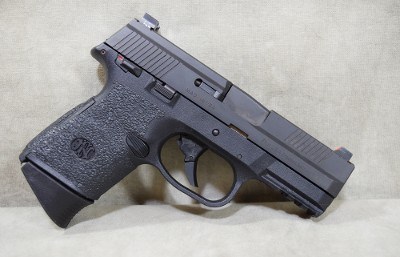 FN~FNS-9C~9mm Luger