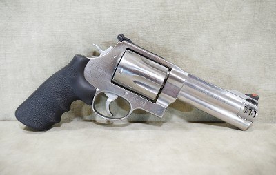 Smith & Wesson~460V~.460 S&W
